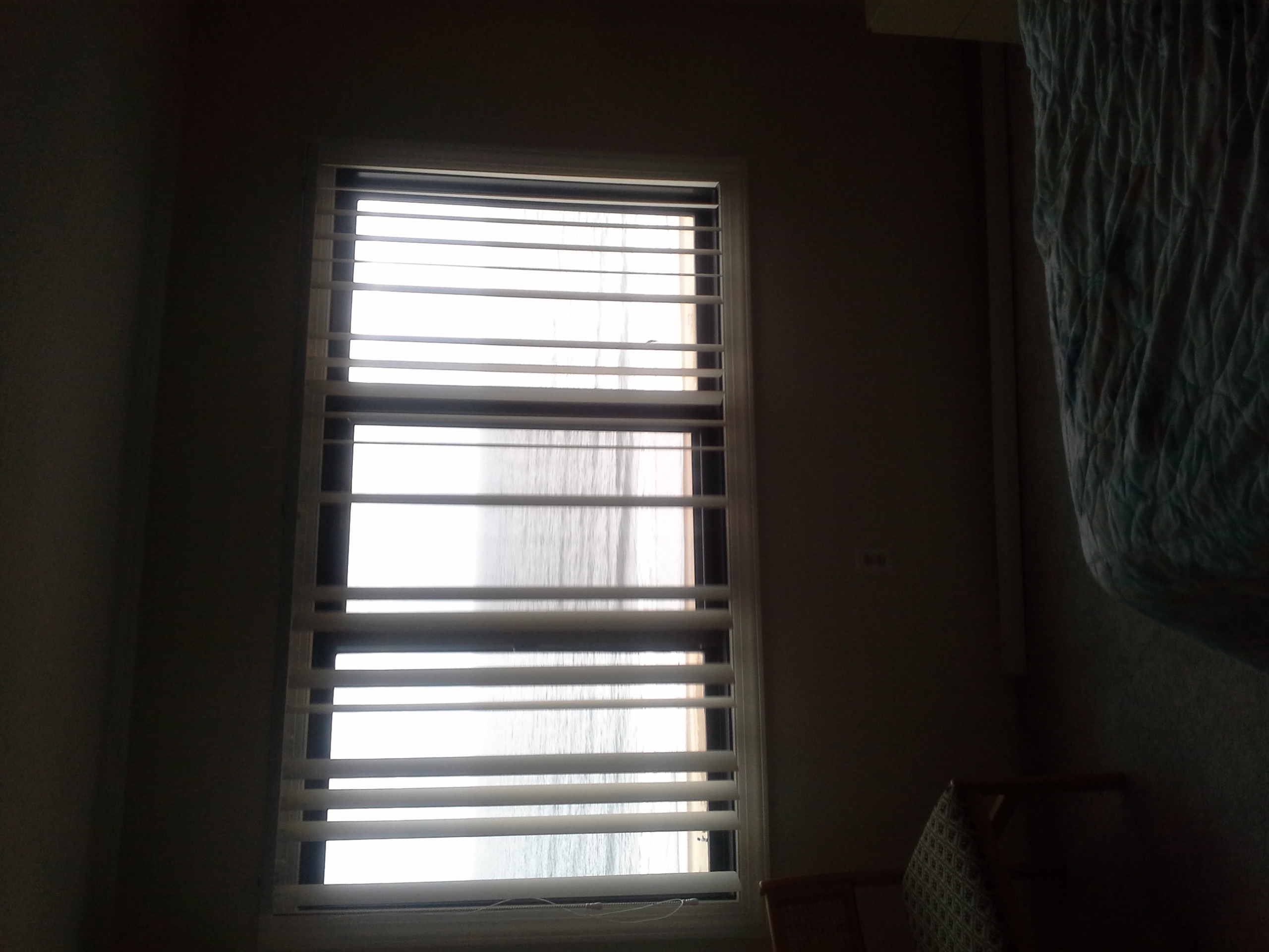 blinds with missing panels