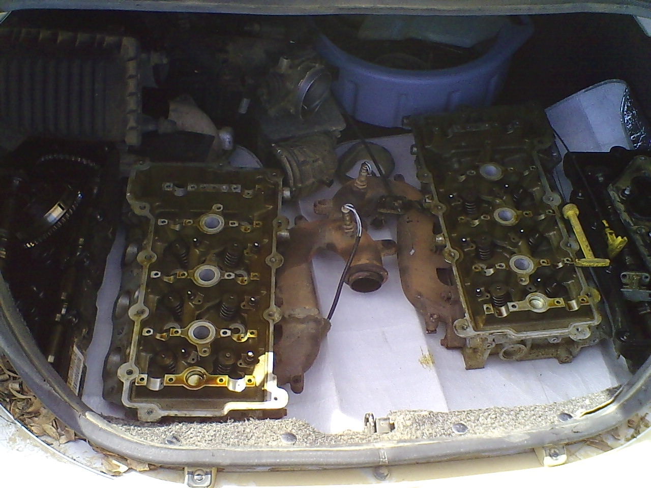 Engine components placed carefully in the trunk as the customer requested. 