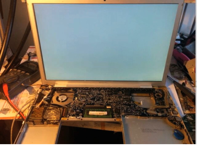 this is his working board (no hard drive, half not connected..he supposedly replaced the graphics chip), HOW CAN YOU TELL?