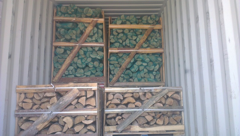 loaded container with crates with hardwood kd 10-15% moisture