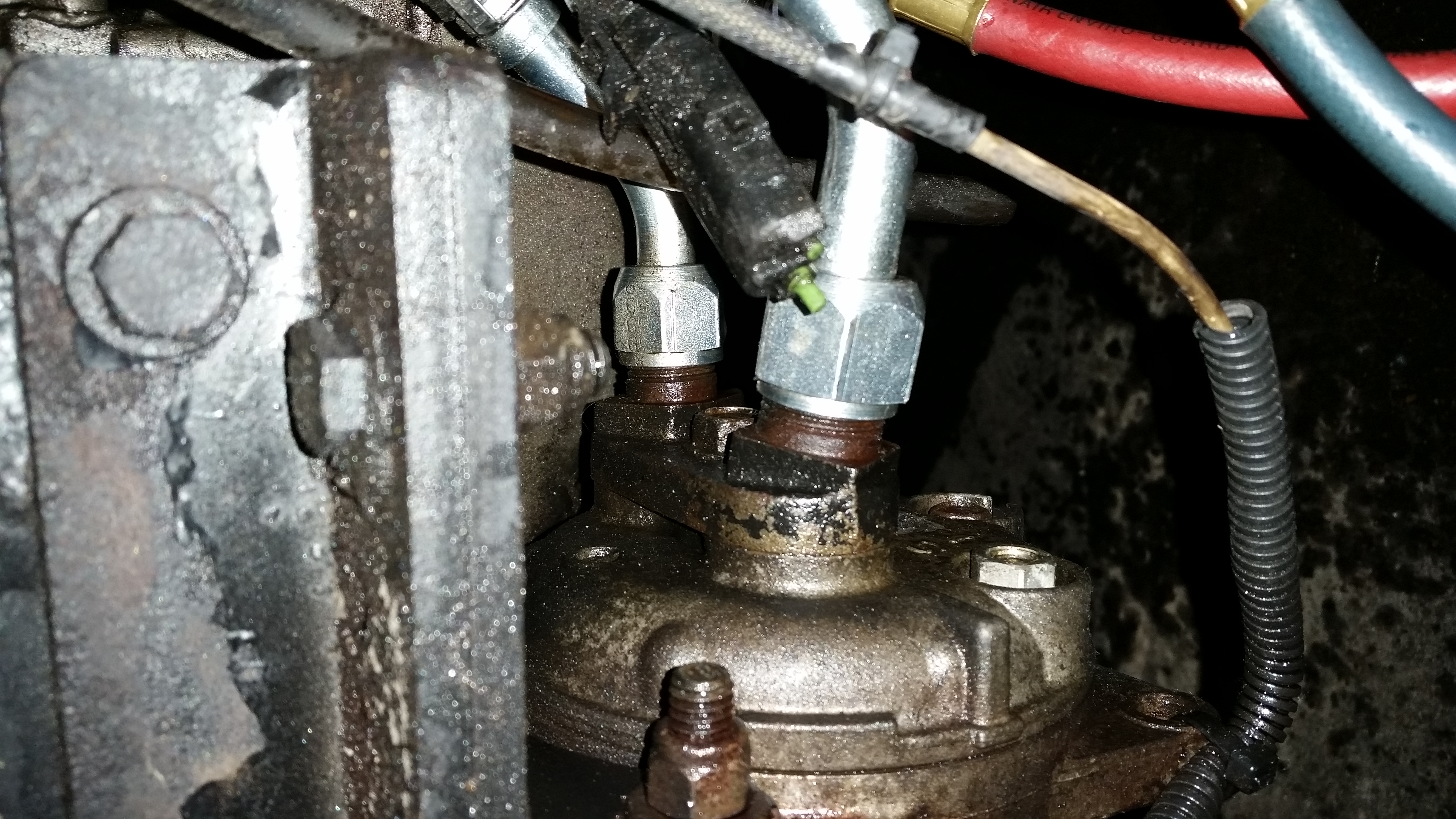 Picture of compressor fitting that was replaced because apucenter never fixed the problem