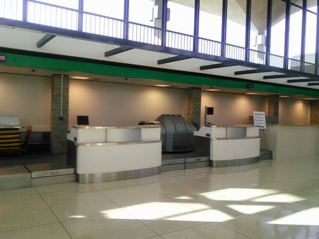 Ticket counter for Allegiant Air in Memphis, TN