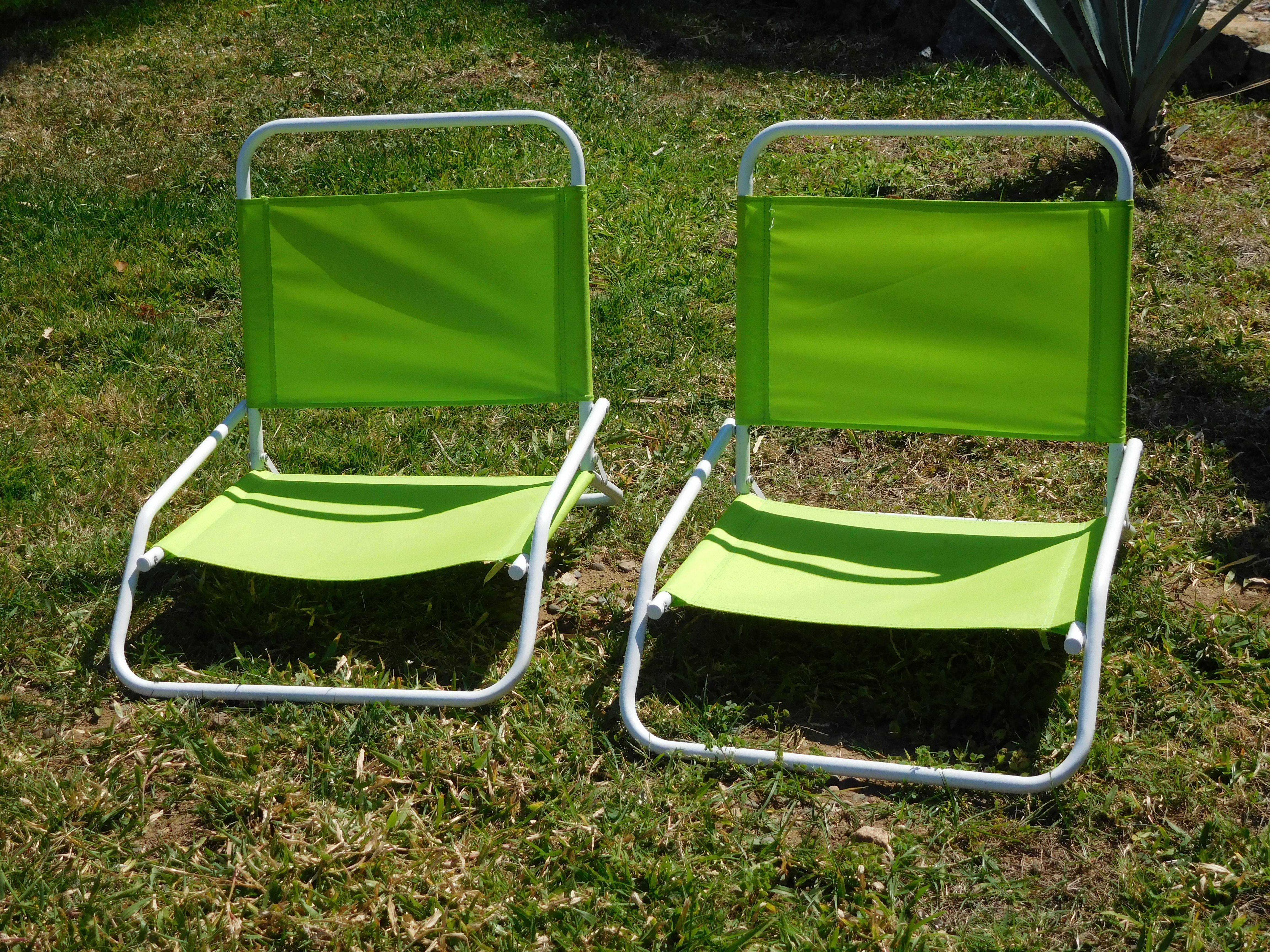 The beach chairs they provided when there wasn't any. On the listing said nice beach chairs