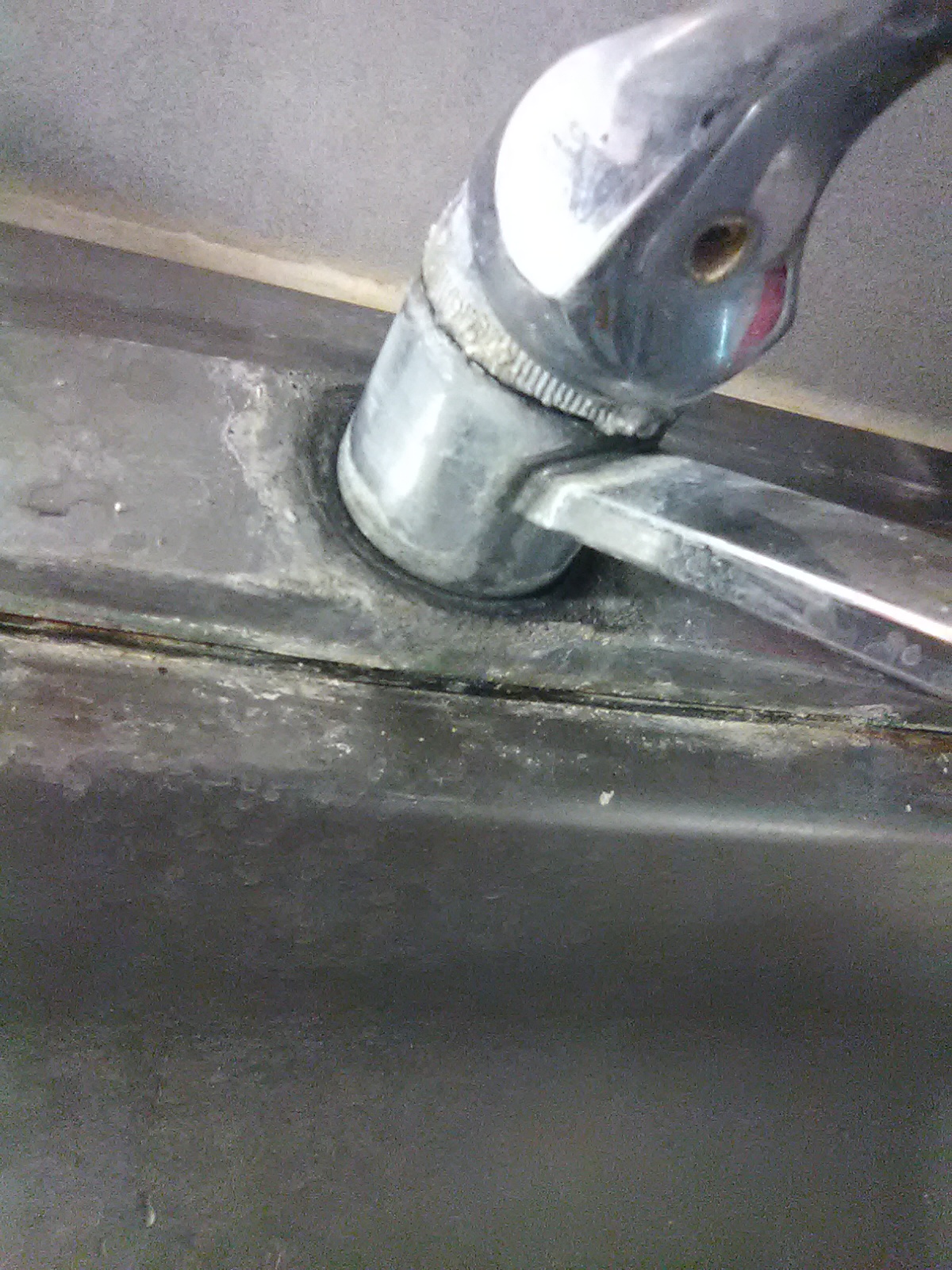 Crappy Kitchen Faucet