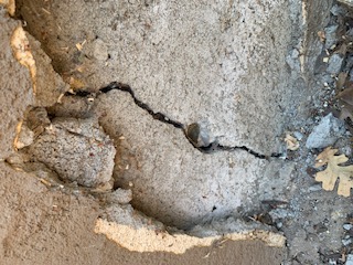 unfixed cracks