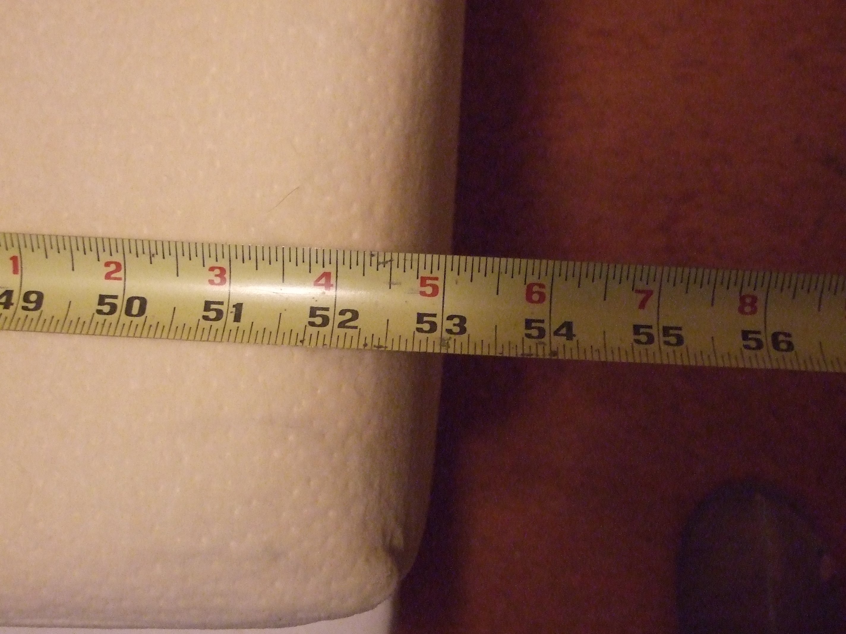 shows actual width of bed
