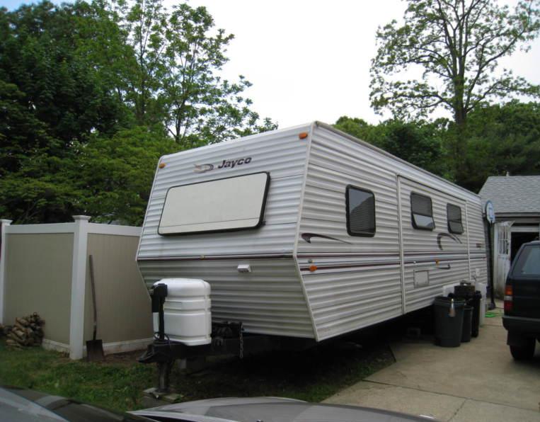 Pic of the travel trailer being offered