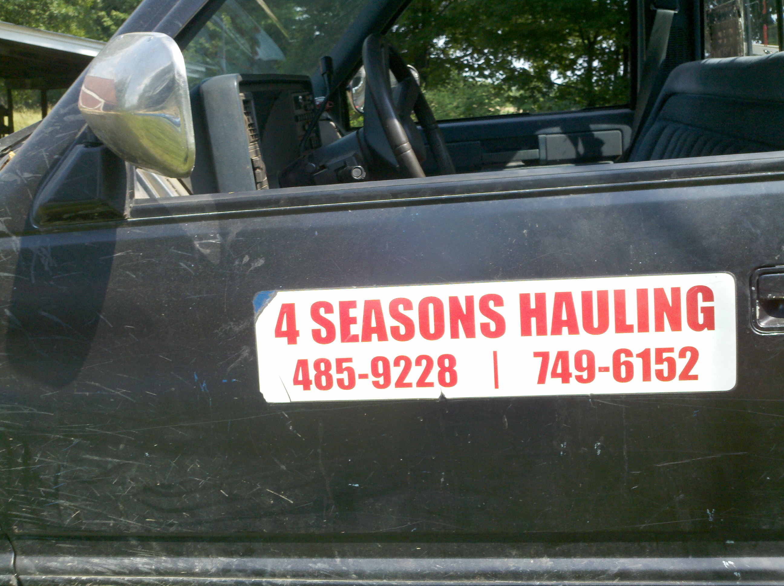 4 Seasons Hauling - work truck
