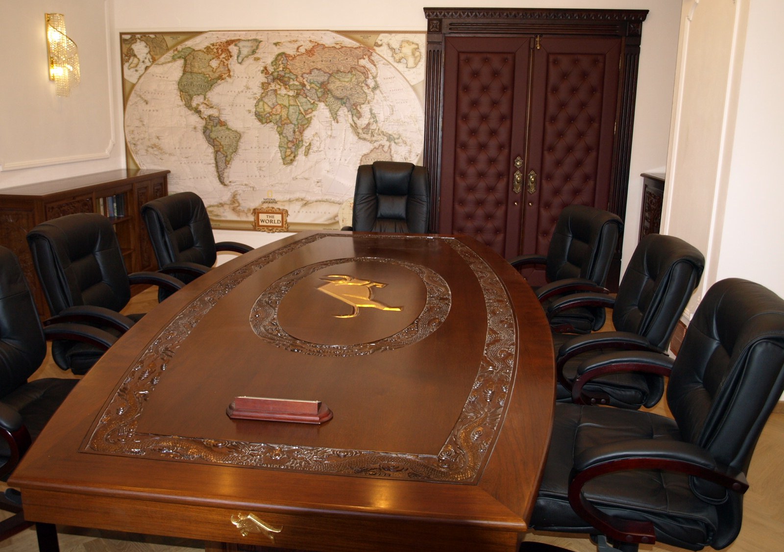 the conference table. Photoshop???