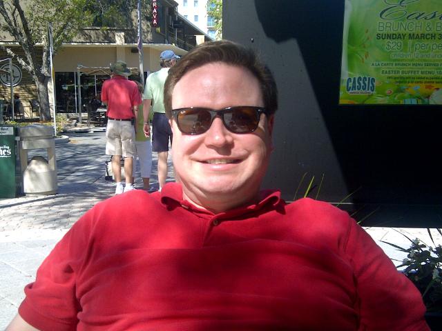 This is Daniel J. Kortenhaus, an Attorney who practices so-called Law in Saint Petersburg, FL relaxing and enjoying himself at a cafe while ripping-off taxpayers for $71,000...