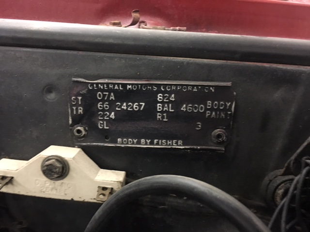 Trim tag switched- see incorrect rivets