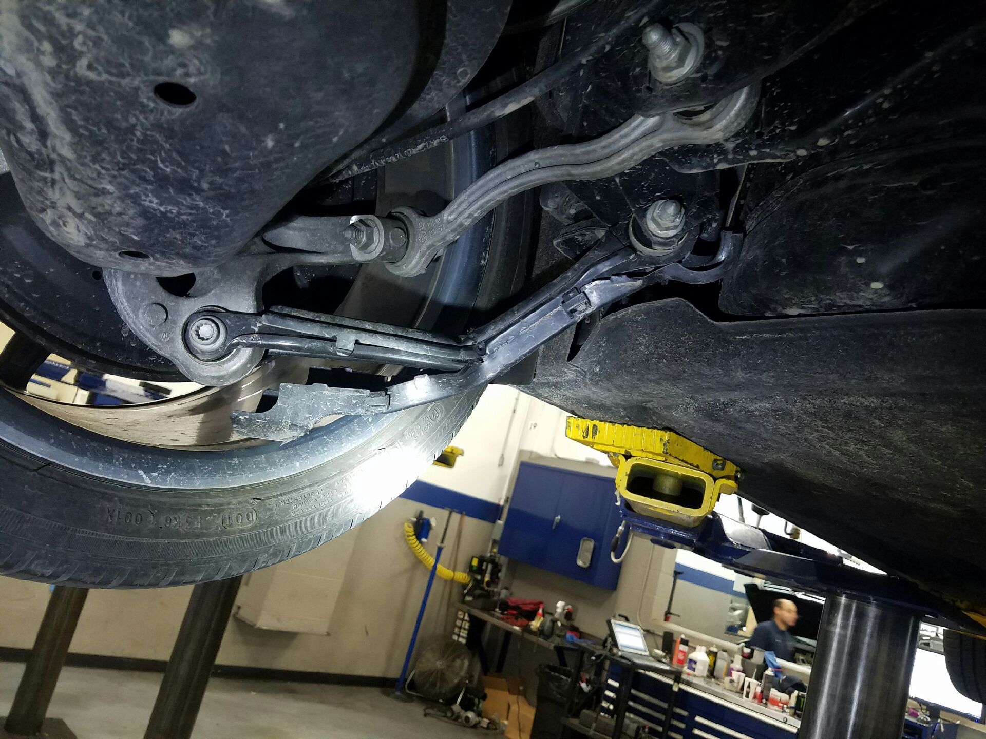 Damaged suspension Arm