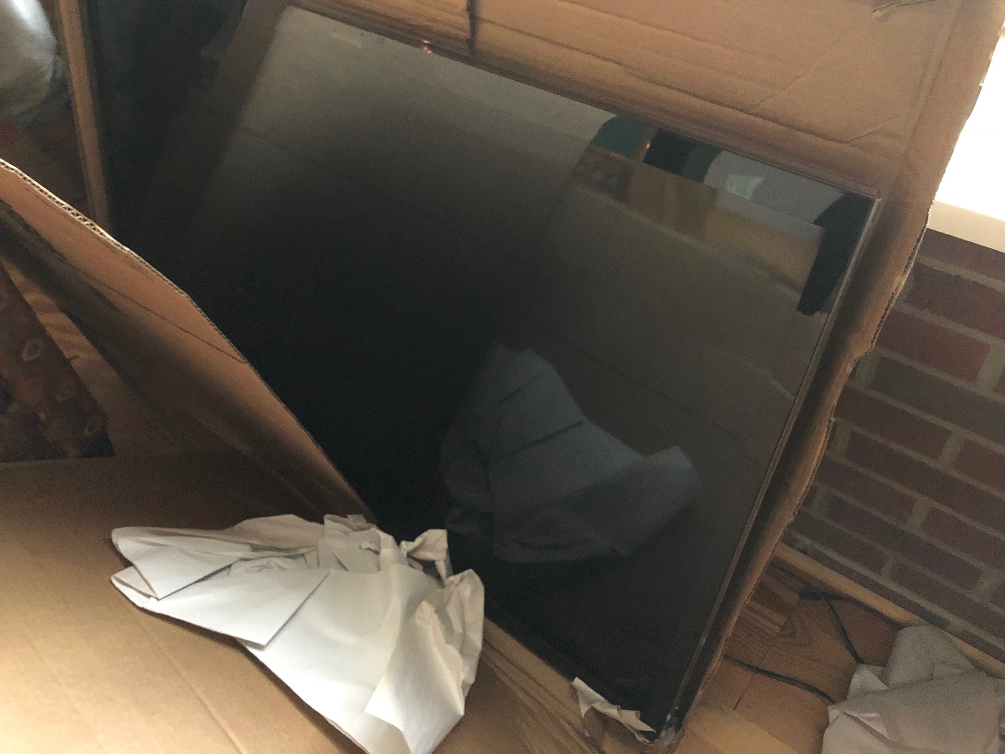 Eden's - this isn't how to pack a TV!