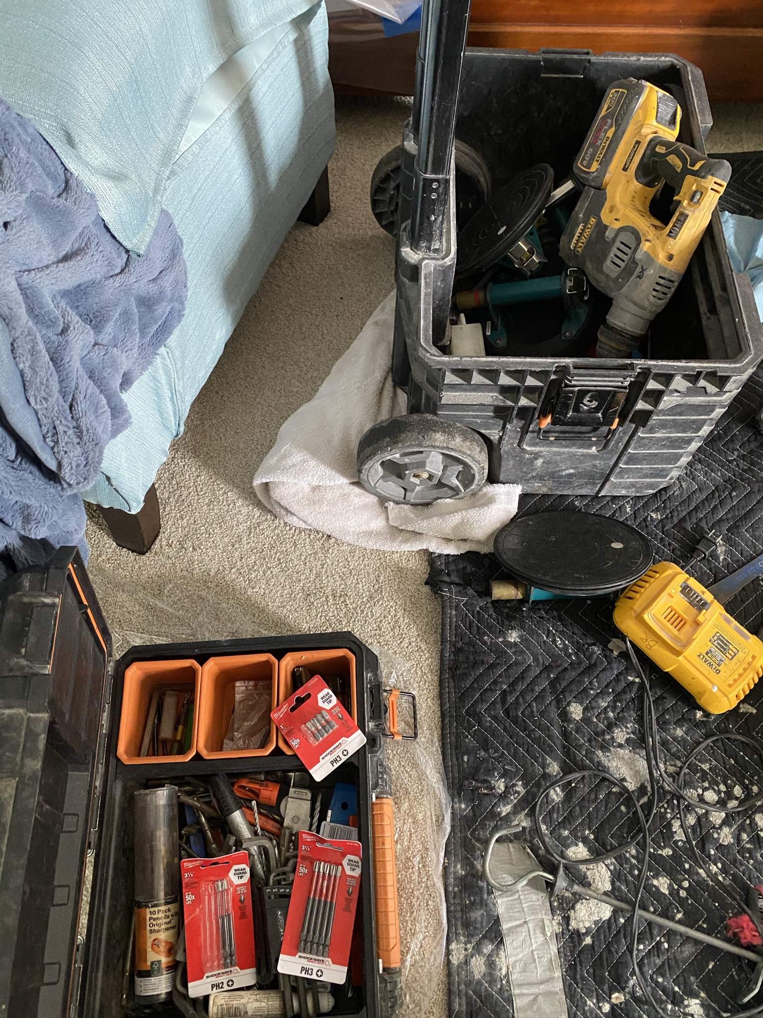  Tools on exposed flooring